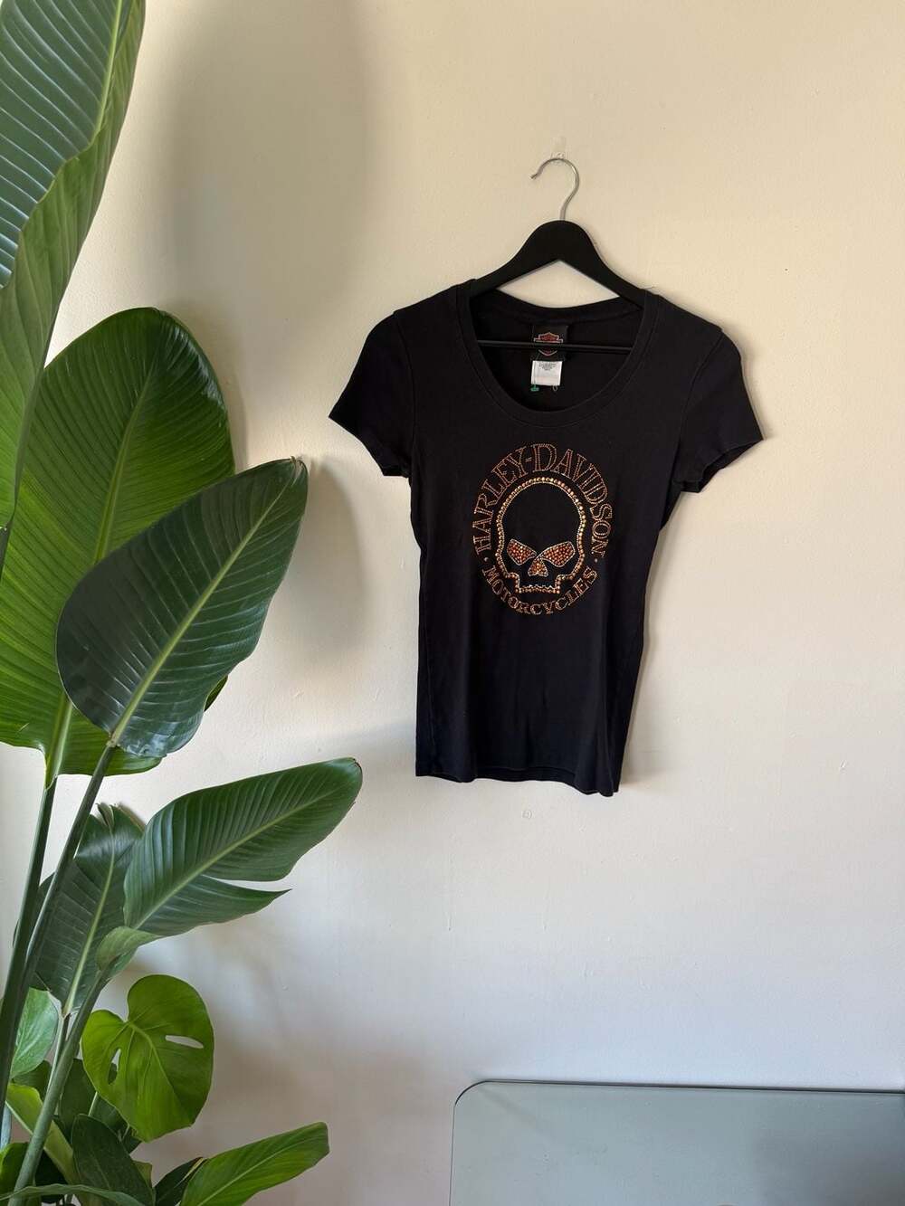 Harley-Davidson Nuremberg Germany Rhinestone Skull Black Neck T-Shirt Size S